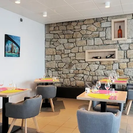 Logis Le Confluent Pontaumur