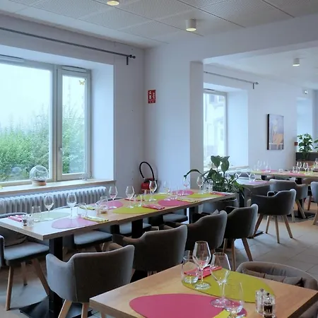 Logis Le Confluent 3*